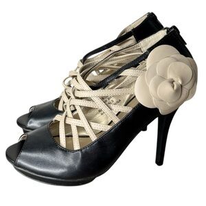 SHOE DAZZLE New Dereon Rose Strappy Sandal Bootie High Heel Zipper Platform 8